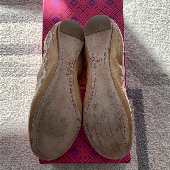Tory Burch Caroline Flat - Picture 3 of 5